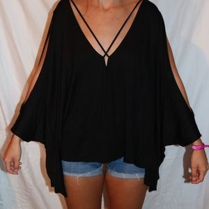 NWT Black Flowy Bat Wing Top